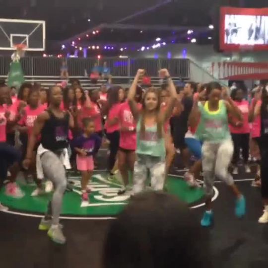 villegas-news:  June 25: Another video of Jasmine V at the Event