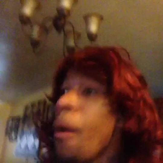 vinebox:  That moment somebody say “nobody in here can whoop me”