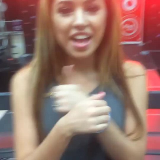 mizzjasminevillegasnewz:  she’s an angel I swear the god thank you so much jasmine I love you from the bottom of my heart