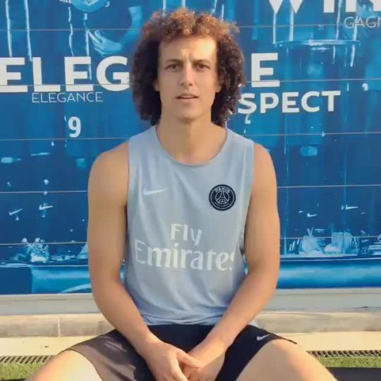 fuckyeahzarry:  David Luiz doing the  ice bucket challenge 