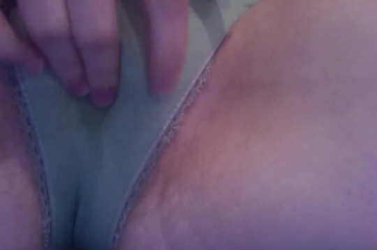 naughtylittleblonde:  daddy, punish me!!! 