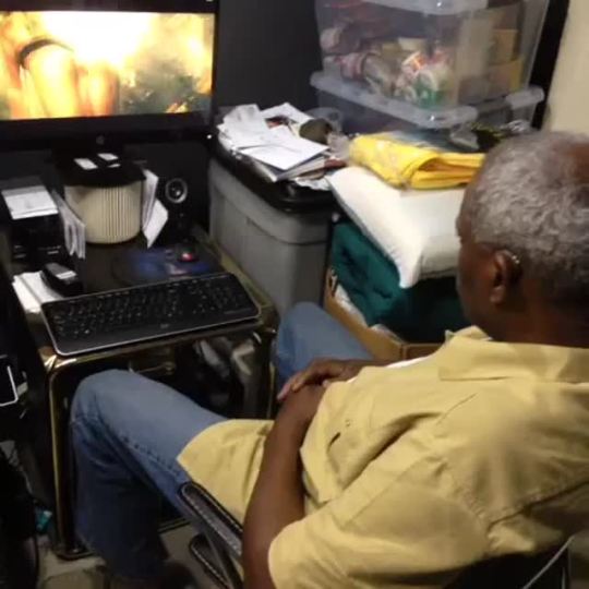 vinebox:  grandpa Watchn Nicki Minaj Anaconda