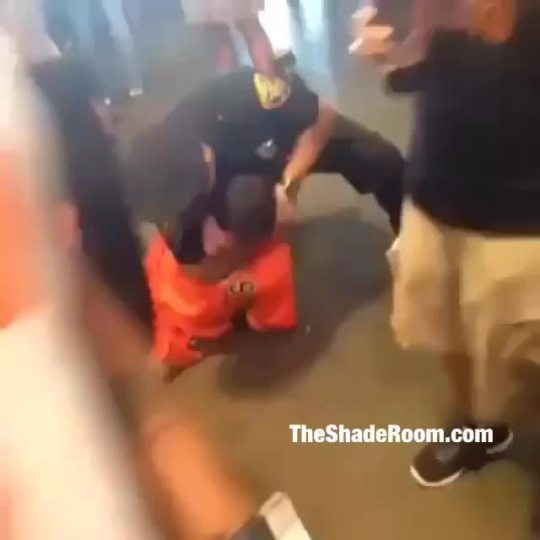 krxs10:  !!!!!!!!!!!!!!!!ATTENTION!!!!!!!!!!!!!!  PLEASE WATCH THIS a kid was just choked out by the NYPD at the Eric Garner “I can’t breathe” protest happening RIGHT NOW.  REBLOG THIS PLEASE.SPREAD THIS EVERYWHERE. PUT THIS ON THE NEWS! source