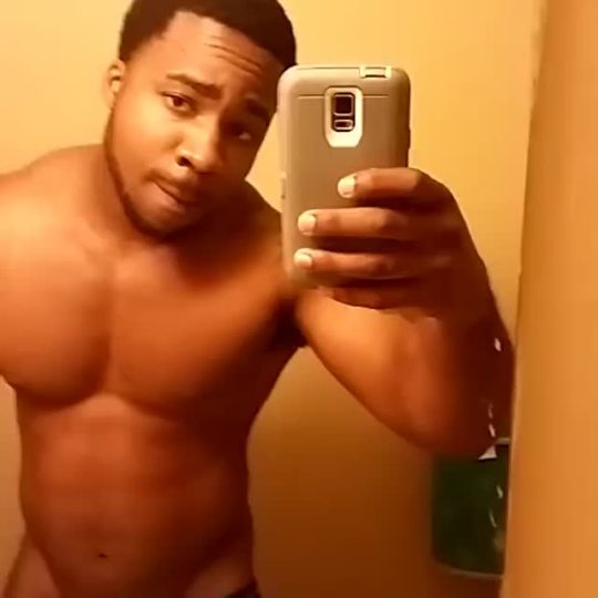 watchandstare:  Sexy dude I follow on vine