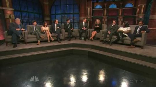 cryingarabella:Retta toasting Aubrey Plaza at Late Night with Seth Meyers