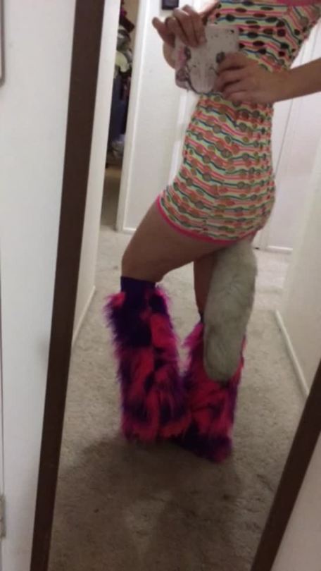 ~ Shake your tail Saturday  ❤️ Seemynaughtykitty adult photos