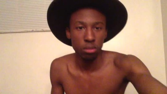 exstntl:  all i wanna say is fuck frankocean