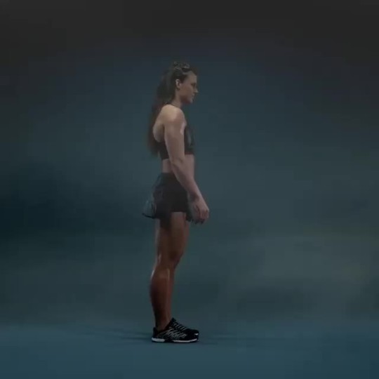 onlyfitgirls:  Bjork Odinsdottir New challenge! How many pistols can you do within