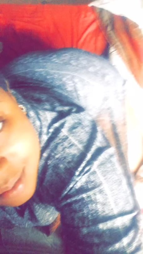 theboudoirbunny2k7:  Snapchat be poppin.   I’m Also rhythmically challenged.