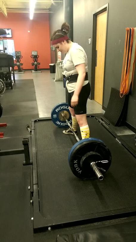 thedragonflywarrior:  jonyellowsnow:  This is the ugliest, grind of a deadlift you’ve ever seen in your life but it’s 265lbs so suck it! - at Los Campeones gym (Blaisdell location) Minneapolis, MN  Always reblog badass PR’s.