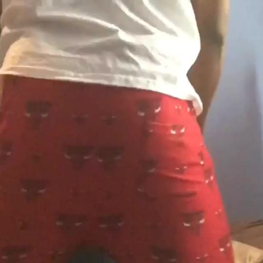 yasgawd:  who is going to tell this man i wanna fuck him? whom?