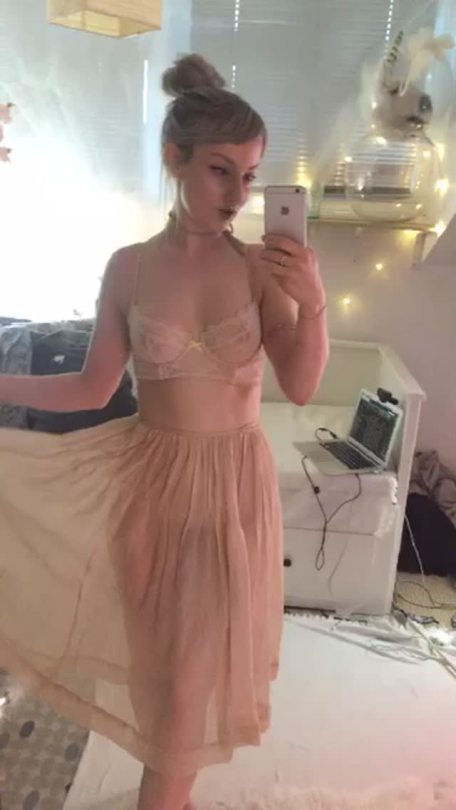 vextape:  finally the slutty ballerina I always wished I’d grow up to be