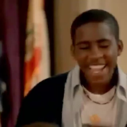 originallyamina:  fiercedeception:  kaybee1980:  ayoaprell:  starr216:  peruviandeepwave:  He snatched whoopi’s eyebrows clean off  😂😂😂  Iconic moment  This scene is why my boys take voice lessons. I got chills when that baby hit that note.