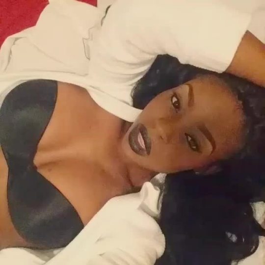 ratedthickent:  Can I drink your bath water Kayla Kouture?!