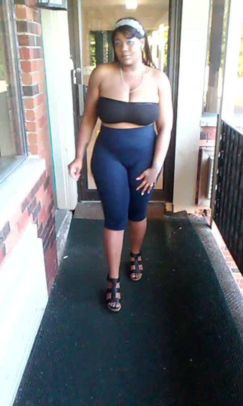 mz-carmel-cake:  CARMEL CAKEZ  Thick & Juicy