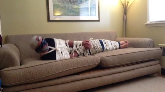 barefootguysroped: wish I had more rope :)