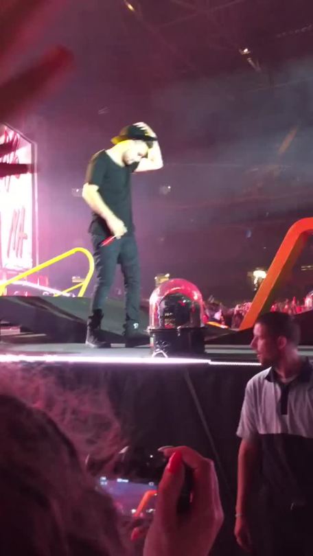 liamotra:  Steal My Girl, Cardiff 6/6