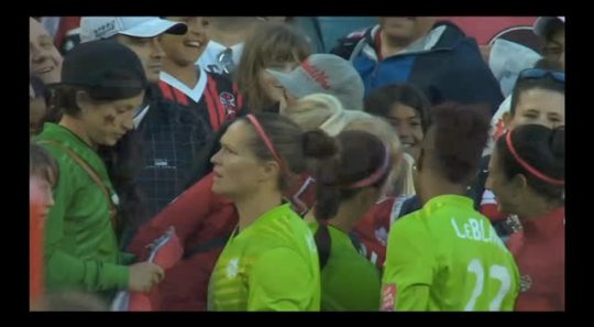 wash-spirit:  ap00:  sincyslegacy:  11-and-1:  Ella and Erin after CAN v NZL  I just