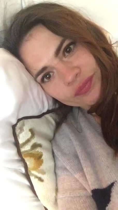 achiivip:    @HayleyAtwell: I really want to get back to work   