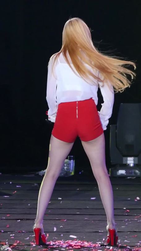 k-pxssy:  Dal Shabet SERRY Legs, Ass & Pxssy ★★★★☆