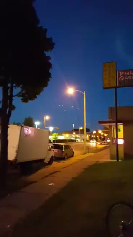 captainamerica-in-middle-earth:  outtherealternico:  An UFO captured on video in Milwaukee, WI  This is the second high quality video i have seen of ufos in as many days…. what the fuck is going on   Expect the unexpected people! You Think we are alone?