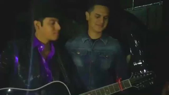 Porn Pics chatop3:  Ariel Camacho (en paz descanse)