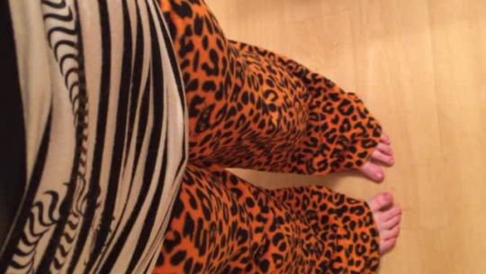 bunnyswetpanties:  I never try to match my PJs