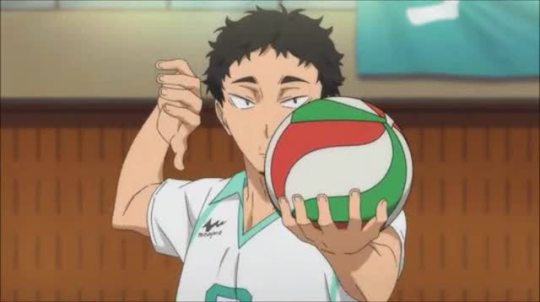 ifeel-tabul0us:  spcrtsanimetrash:  im not sure if anyone’s done this yet but  As a volleyball player, this is exactly how shit feels like 