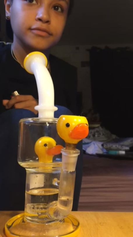 newboy-bigworld:  weed-breath:  whospilledthebongwater:  Quick rip out of the new glass😊💕   this is so fucking adorable I wanna die  You’re so cute! Your rig is so cute! I can’t deal 🙊