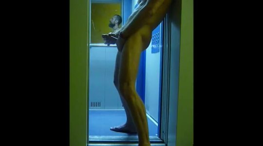 malestrippersunlimited:    [via Male Strippers Unlimited.com]  