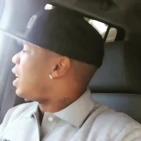 mayaangelique: thedarkestlove:  polovin:  Remember ladies your beautiful no matter what…  You see what I mean? Hood niggas the type of motivators you need in yo life!   This touched my heart 