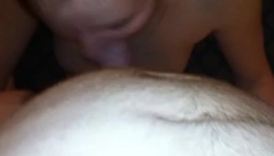 amateur-nymphos:  Blowjob and then jerks of on her face and tongue