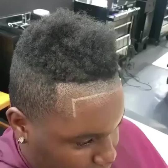 thekingsvoice:  niggasandcomputers:  ave4ten:  - When You Got A Barber With A Masters Degree….😂😂👏  aint god good  Barbers really are magicians   I ain’t think he was gonna be able to do something with it