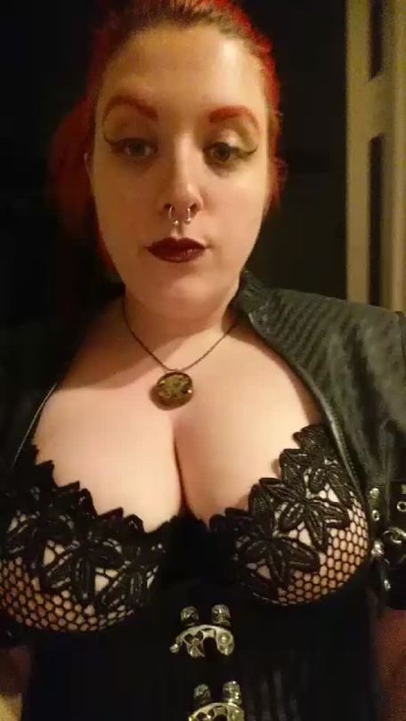missfreudianslit:  @cricketrosethorn is about to be humiliated and fucked!