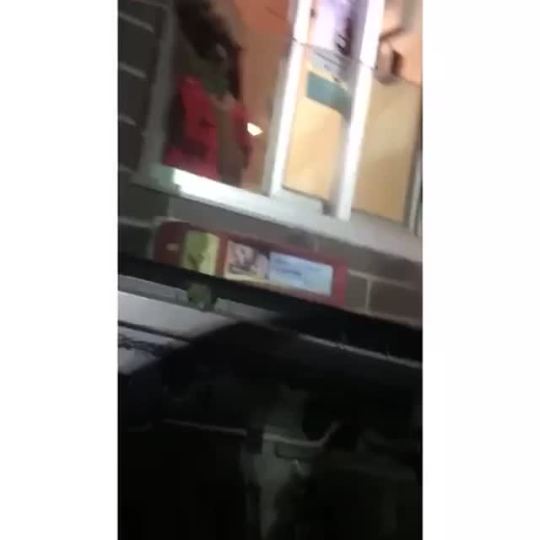 cocaineteas:    When McDonald’s forgets your ranch… 