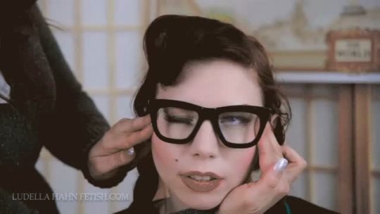 erotichypnosisgifs:  Taking Control of Her Slutty Mind…As her temples were slowly