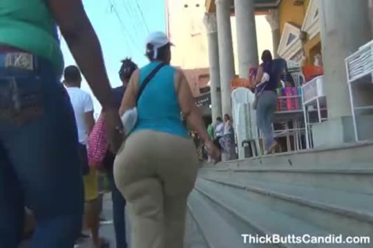 phearphactoruniverse:  Mexican Bunda II