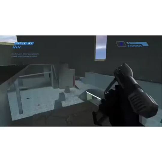 cogsymod:  deadgripss:  weloveshortvideos:  The best Halo clip I’ve ever seen  fuckin legendary  @testtubetheunicorn 