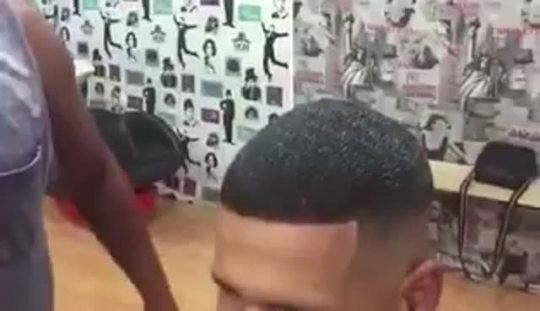 dormtainment:  dipsetanthem:  The fastest way to get 360 waves   Everything I know a fucking lie. 