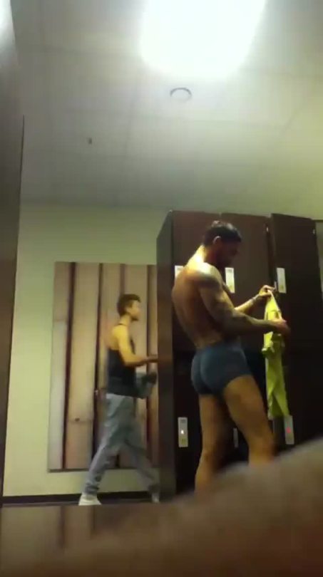 spycamfromguys:  Amazing video from the guys lockerroomWATCH ALL THE FREE VIDEOS www.spycamfromguys.com