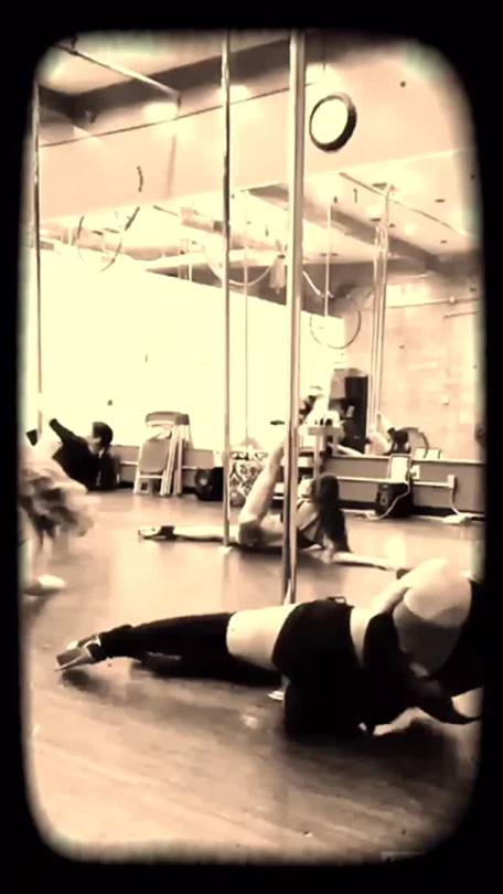 kittykv:  Pole choreo 😜