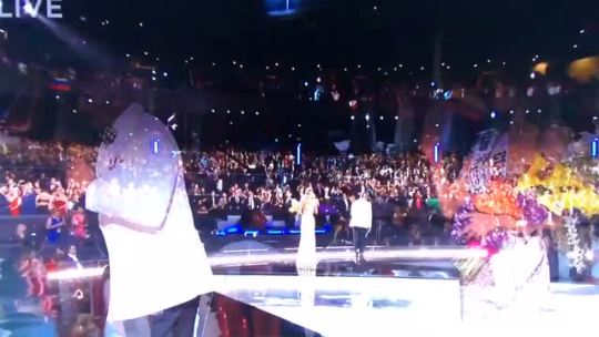 nashscribblings:  cocaineteas:  latinafey:  you can literally see the happiness leaving