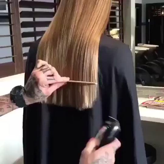 sheholdsyoucaptivated:  This is so relaxing 