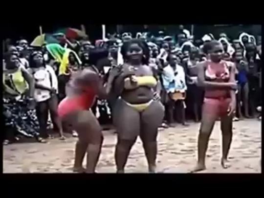 kojilicious:  african booty danceeeeee 
