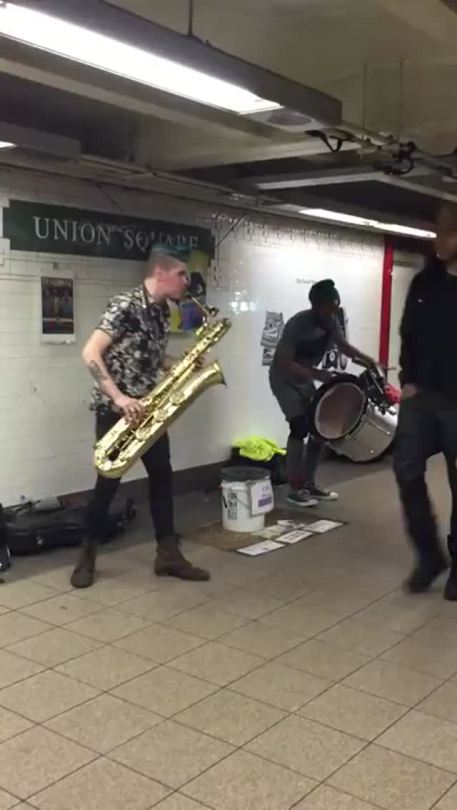 flying-blades:  iamhannalashay:  wilwheaton:  samhumphries:  riverofwater:  thetenk:  boss fight  This gave me pure unremitting joy  These guys are called TOO MANY ZOOZ and there is much enjoyment to be found on their youtube  WOW.  Still love this video