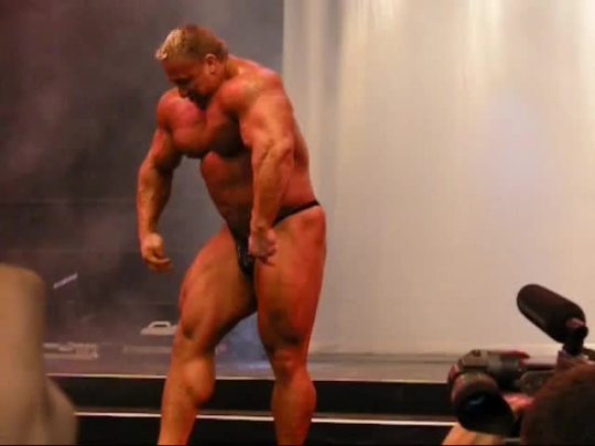 monglor716:  worldbodybuilders:  Markus Rühl.   the most ridiculous and bloated mass monster in the world…..and I love it