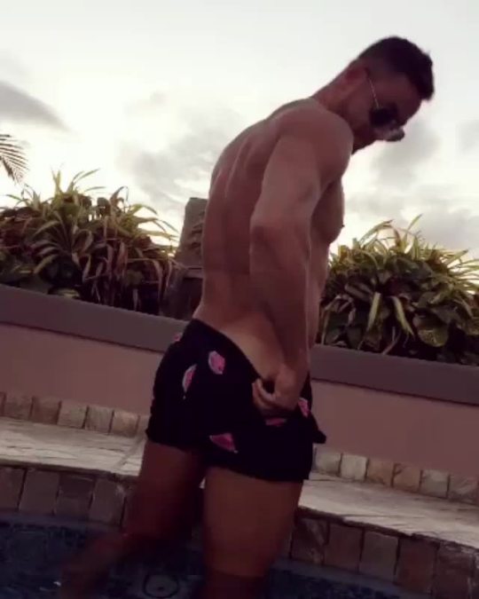 ilovehisass:  Ass