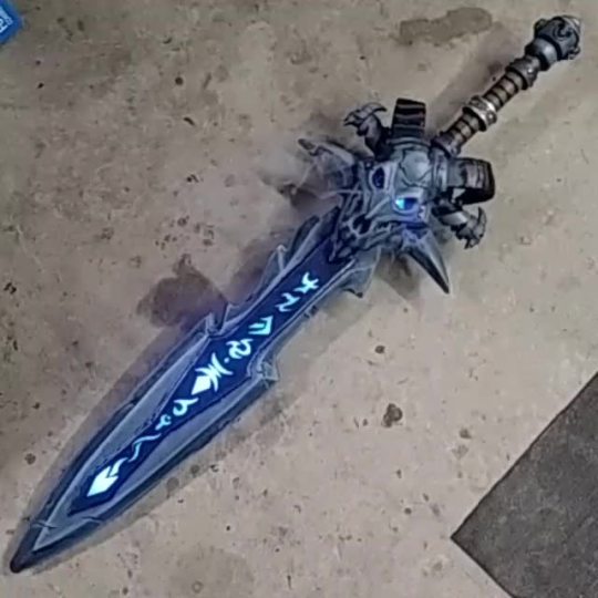 dragonrockarmory:  So after like 3 months, I’ve finally finished this sword. There were so many problems and set backs… but in the end, it all turned out to be a great learning process. Now I can add another layer to detail to future projects.