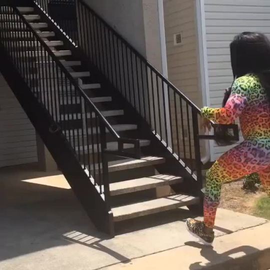 blackmodel:  lucidnee:  bergamotandrose:  I do this whenever my friends get new hair too  but I need this hair  diamond dynasty virgin hair 
