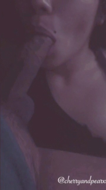 cherryandpearxx:  My night🔥   Hook up with hot local girls.. maybe even me ;)